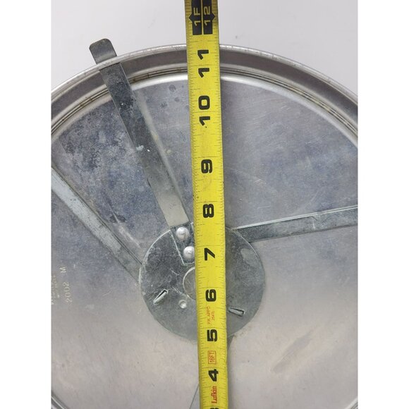 Vintage Mirro Aluminum Cake Carrier With Black Knob‎ Handle & Latching Base - Picture 11 of 12